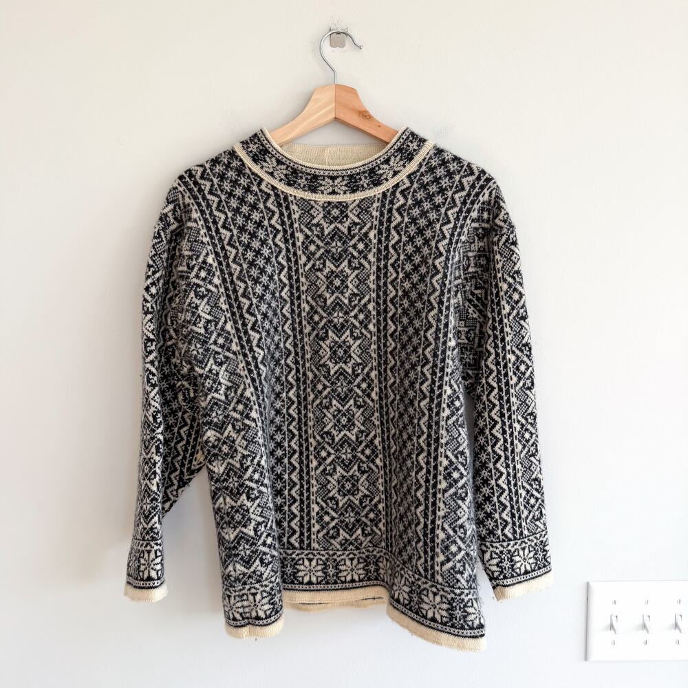 Vintage Norwear Irish Wool Fair Isle Crew Neck Pullover Sweater Black Cream S